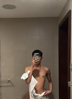 APO - Male escort in Jeddah Photo 7 of 8