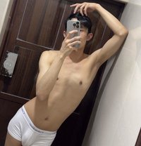 APO - Male escort in Jeddah