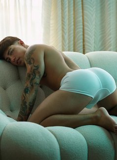 Apolo - Masajista in Dubai Photo 3 of 9