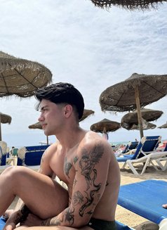 Apolo - Masajista in Dubai Photo 7 of 9