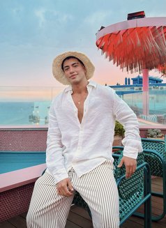 Apolo - Masajista in Dubai Photo 8 of 9