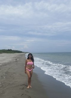 Apple - escort in Manila Photo 2 of 4