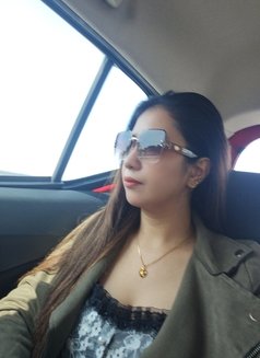 Apple in mumbai. . incall , GFE e - puta in Mumbai Photo 10 of 11