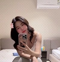 Apple - escort in Dammam