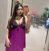New available apple - escort in Khobar