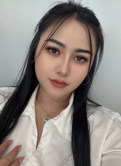 Apple - masseuse in Khobar Photo 2 of 7