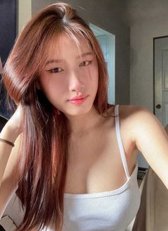 Apple - escort in Kuala Lumpur Photo 1 of 3