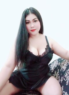 Apple anal full service - escort in Muscat Photo 1 of 23