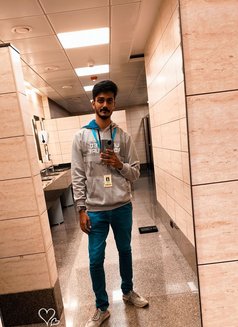 Appu - Male escort in Bangalore Photo 3 of 6