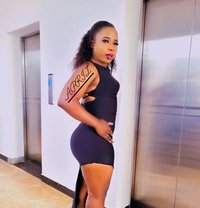 April - Transsexual escort in Nairobi