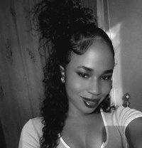 April@Kilimani - Transsexual escort in Nairobi Photo 5 of 5