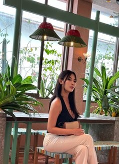 Aprill Asian Babez - puta in Bali Photo 2 of 11