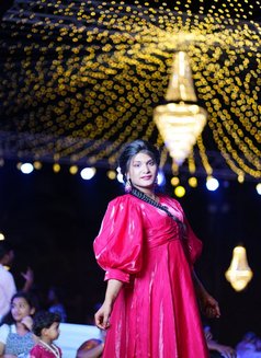 Shiney shemale - Transsexual escort in Hyderabad Photo 6 of 6
