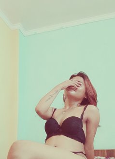 Hey I'm Apurva, Independent girl - puta in New Delhi Photo 1 of 16