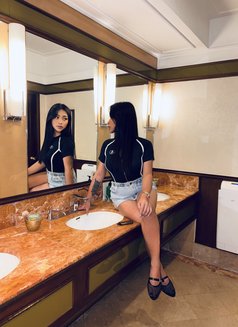 Ara🦋 - Transsexual escort in Kuala Lumpur Photo 6 of 7