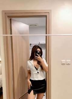 Ara - escort in Jakarta Photo 4 of 6