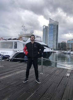 Araam - Masajista in Beirut Photo 8 of 9