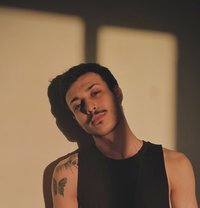 Araam - Acompañantes masculino in Beirut