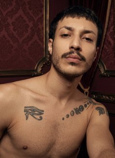 Araam - Male escort in Beirut Photo 8 of 8