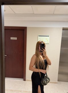 Arab Couple - Male escort in Dubai Photo 3 of 6