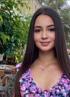 مرافقه ريما - Acompañantes masculino in Dubai Photo 2 of 9