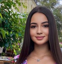 مرافقه ريما - Male escort in Dubai