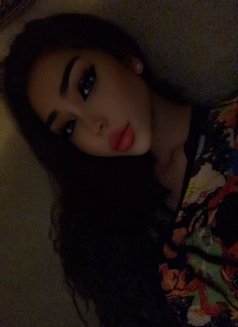 Arab Girl هبه عربية في اسطنبول - escort in İstanbul Photo 1 of 13