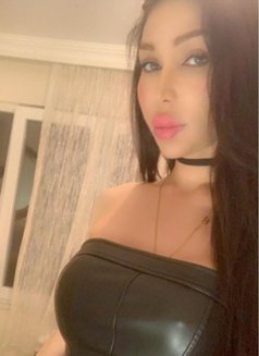 Arab Girl هبه عربية في اسطنبول - escort in İstanbul Photo 13 of 13