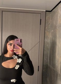 Arab Grills - escort agency in Dubai Photo 11 of 14