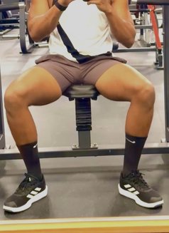 Black Arab - Male escort in Dubai Photo 9 of 9