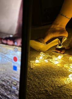 Arab Queen - dominatrix in Cairo Photo 5 of 28