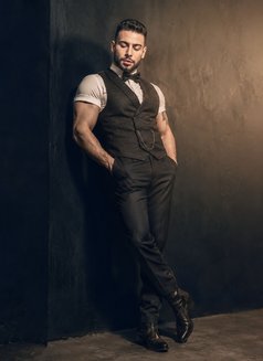 ARAB_TOPXXL - Male escort in İstanbul Photo 10 of 11