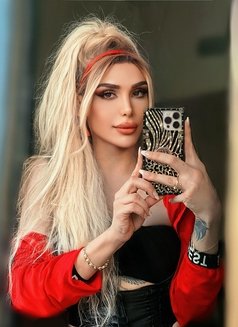Arab “Yaraa” - Acompañantes transexual in Dubai Photo 19 of 19