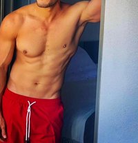 ArabCrocodile for ladies&couples - Male escort in Dubai Photo 6 of 7