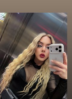 Arabic MYRIAM Hard Top VISITING - Transsexual escort in İstanbul Photo 17 of 17