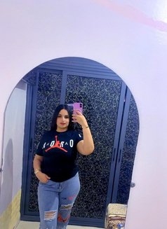 Arabic Girl in Qatar - puta in Doha Photo 7 of 7