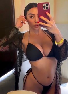 Arabic Laya. Natural body the best GFE - escort in Al Manama Photo 6 of 13