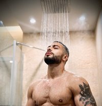 Arabic_visiteur - Male escort in Tunis Photo 8 of 8