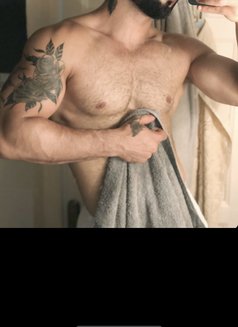 Arabic11 - Male escort in İstanbul Photo 1 of 11