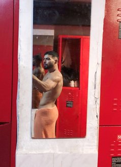 Arabic11 - Acompañantes masculino in İstanbul Photo 9 of 9