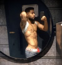 Arabic11 - Male escort in İstanbul