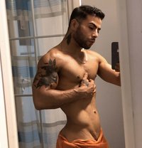 Arabic11 - Male escort in İstanbul