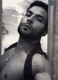 Arabic11 - Male escort in İstanbul Photo 7 of 11