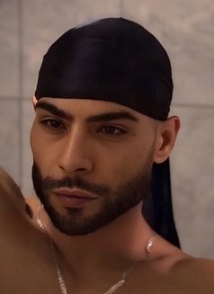 Arabic11 - Male escort in İstanbul Photo 3 of 11