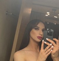 Arabische Sexpuppe - Acompañante transexual in Berlin Photo 1 of 9