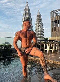 Arabman Vip - masseur in Beirut Photo 6 of 10