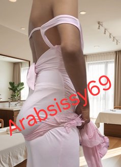 Arabsissy69 - Transsexual escort in Jeddah Photo 3 of 6