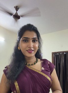 Aradhaya - Acompañantes transexual in Hyderabad Photo 3 of 3