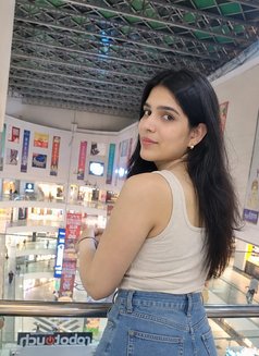Aradhya am telugu indipendent girl - puta in Hyderabad Photo 1 of 4