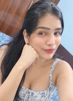 Aradhya am telugu indipendent girl - puta in Hyderabad Photo 2 of 4